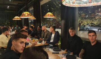 Δείπνο στην ΑΕΚ παρουσία μόνο των παικτών στην Γλυφάδα - Χωρίς Γιαννίκη