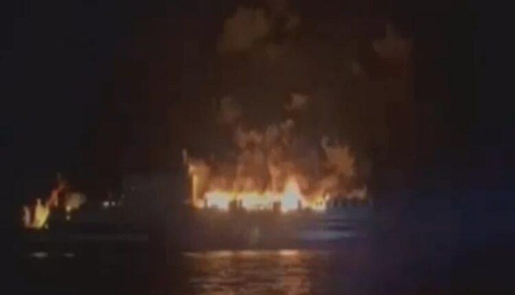 Φωτιά σε πλοίο έξω από την Ηγουμενίτσα με 288 επιβαίνοντες (VIDEO)