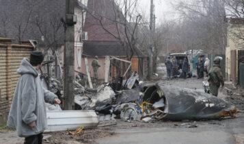 Πόλεμος στην Ουκρανία: Φρούριο με οδοφράγματα παντού το Κίεβο