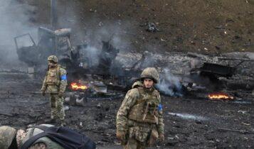 Πόλεμος: Οι Ουκρανοί ισχυρίζονται ότι μπλόκαραν την είσοδο των Ρώσων στο Κίεβο