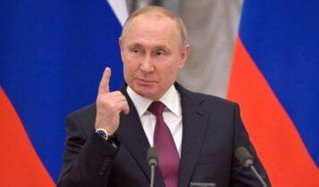 Πούτιν: «Απαγορεύουν έργα Ρώσων συνθετών - Αυτά τα έκαναν οι ναζί στη Γερμανία»