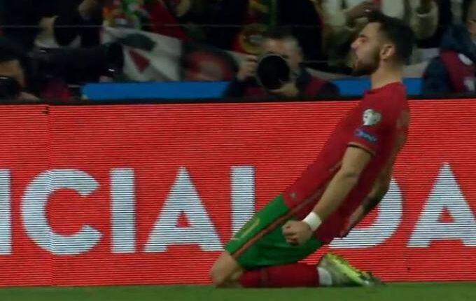 Πορτογαλία - Βόρεια Μακεδονία: Ο Μπρούνο Φερνάντες κάνει το 2-0 και στέλνει τον Σάντος στο Κατάρ (VIDEO)