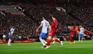 Premier League: Η Λίβερπουλ διέλυσε 4-0 την Μάντσεστερ Γιουνάιτεντ και ανέβηκε πρώτη (VIDEO)