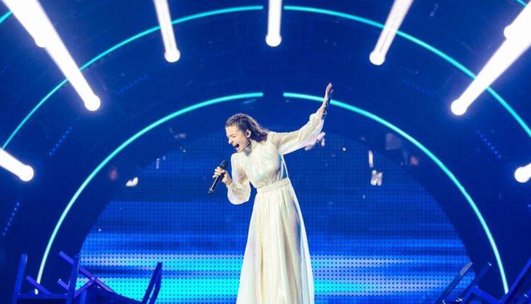 Eurovision 2022: Τρομερή εμφάνιση από την Αμάντα Γεωργιάδη! – Πάμε για τελικό (VIDEO)