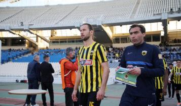 Κυριακίδης σε Κριχόβιακ: «Μακάρι να τα κατακτήσεις όλα παίζοντας για την ΑΕΚ και τη νέα σεζόν» (ΦΩΤΟ)
