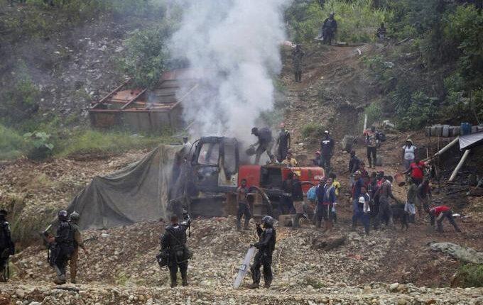 Θρίλερ στην Κολομβία: 14 εργαζόμενοι παγιδεύτηκαν μετά από έκρηξη σε ανθρακωρυχείο