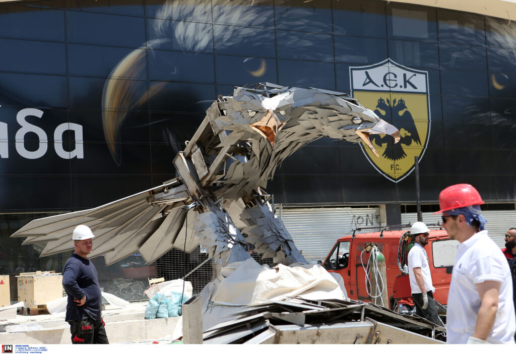 ΑΕΚ: Πλούσιο φωτογραφικό υλικό από την συναρμολόγηση του αετού!