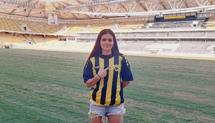 ΑΕΚ: Η Αντωνία Νίκα πρώτη μεταγραφή στο ποδόσφαιρο γυναικών