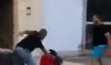Σοκ στη Κύπρο: Άνδρας χτυπάει μια γυναίκα, η οποία κρατάει το παιδί της στην αγκαλιά της (VIDEO)