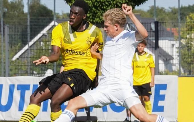Αδιανόητο: Νεαροί ποδοσφαιριστές της Σεβίλλης επιτέθηκαν ρατσιστικά σε παίκτη της Ντόρτμουντ
