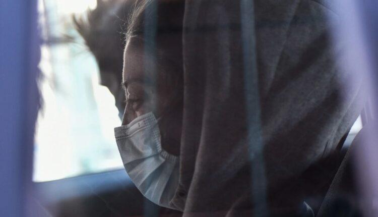 Εξελίξεις με τον βιασμό στον Κολωνό: Προσωρινά κρατούμενη η μητέρα της 12χρονης