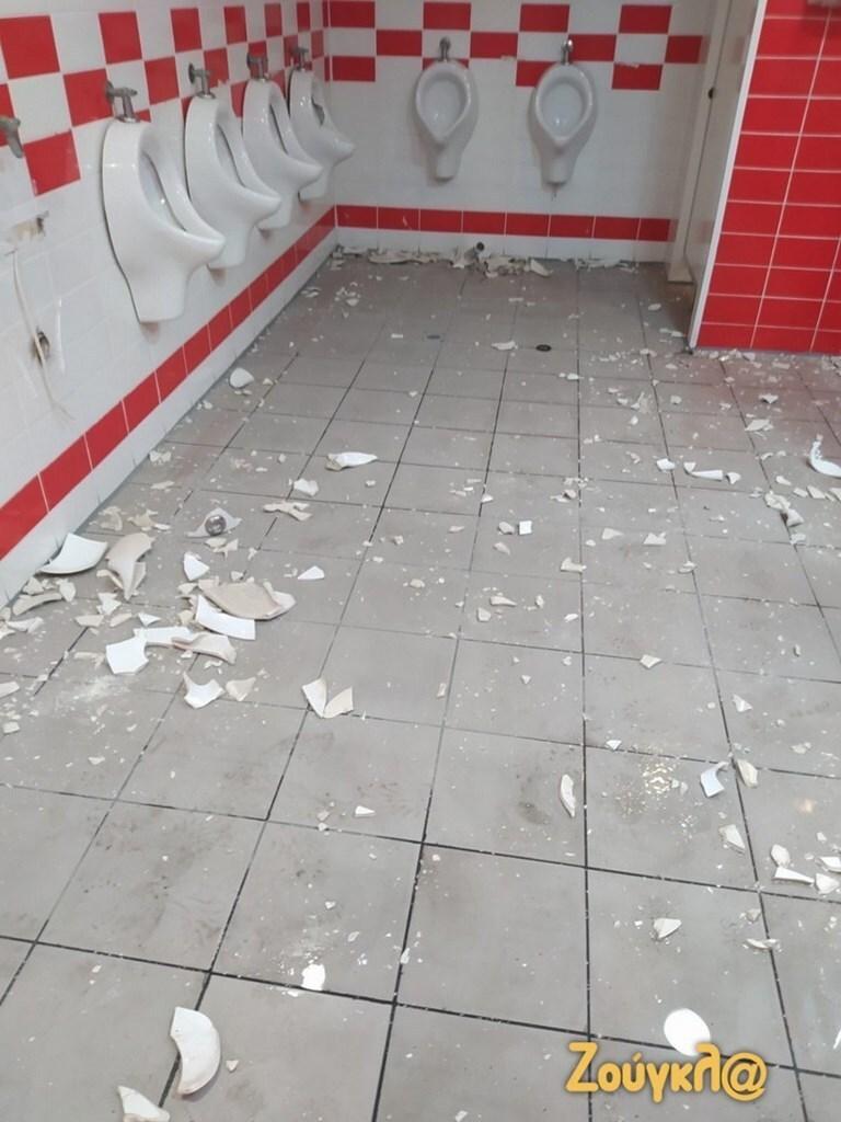 Γκρέμισαν τις τουαλέτες του «Καραϊσκάκης» οι οπαδοί του Ολυμπιακού! (ΦΩΤΟ)