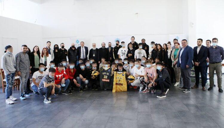 AEK: Σπουδαία κίνηση Αγγελόπουλου - Υποτροφία για τα παιδιά δομής ασυνόδευτων ανηλίκων προσφύγων