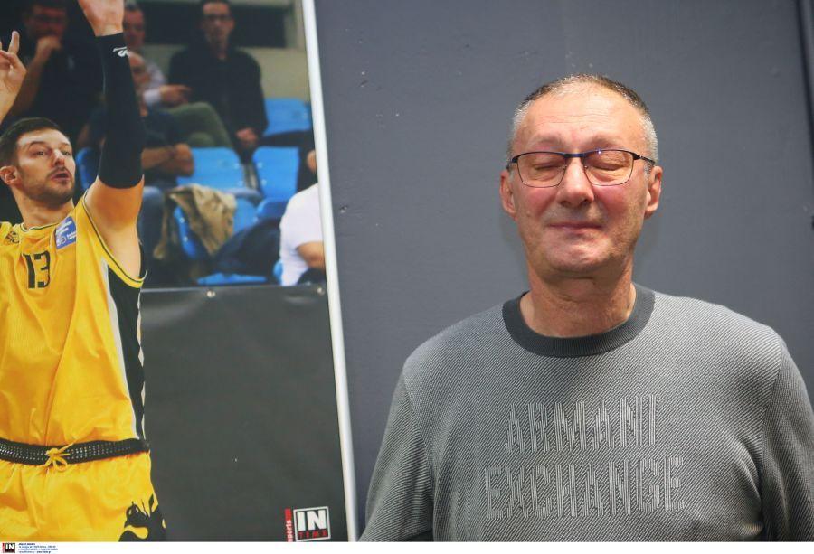 ΑΕΚ: Εικόνες από την ονοματοδοσία του γυμναστηρίου στα Λιόσια σε «Στέβαν Γέλοβατς»