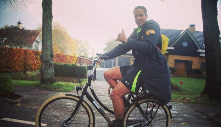 Βόλτα με ποδήλατο στην Ολλανδία ο Μπρούνο Άλβες: «Καθοδηγήστε την πορεία σας με φιλοδοξία, ευτυχία, ελεύθερη βούληση» (ΦΩΤΟ)