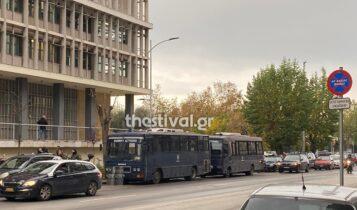 Θεσσαλονίκη: Πήρε προθεσμία για την Παρασκευή ο αστυνομικός – «Πυροβόλησα ενστικτωδώς προς τα κάτω», είπε