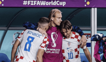 Μουντιάλ 2022-Κροατία: Ο Ντάλιτς υποκλίθηκε στην αγκαλιά Βίντα-Μόντριτς-Κόβασιτς
