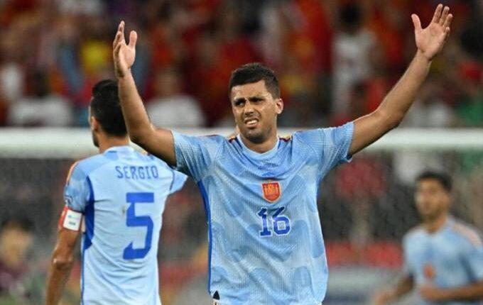 Ρόδρι: «Το Μαρόκο έπαιξε με 11 παίκτες πίσω από τη μπάλα»