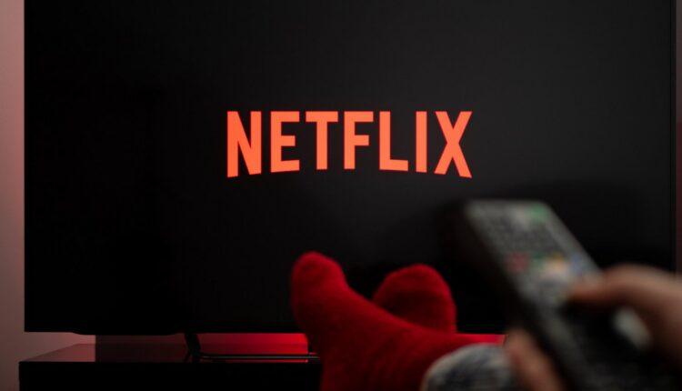 Αλλάζει τακτική το Netflix - Ετοιμάζει έξτρα χρεώσεις για τους συνδρομητές!
