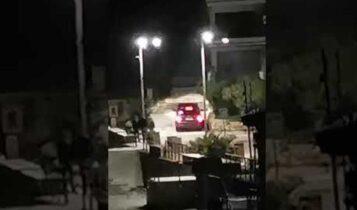 Έπος: Οδηγός στο Πόρτο Γερμενό προσπαθούσε να ανέβει σκαλοπάτια με το αυτοκίνητο! (VIDEO)