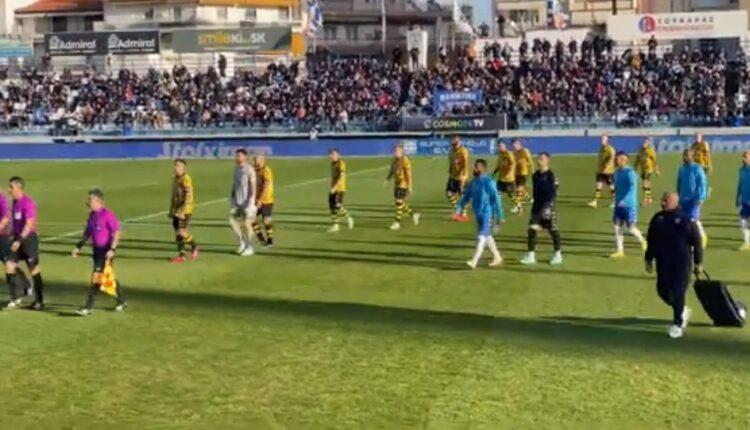 Η είσοδος Αλμέιδα και ποδοσφαιριστών της ΑΕΚ στο γήπεδο της Νίκαιας (VIDEO)