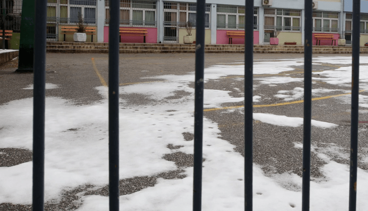 Κακοκαιρία «Μπάρμπαρα»: Κλειστά αύριο Δευτέρα τα σχολεία στην Αττική - Με τηλεκπαίδευση τα μαθήματα