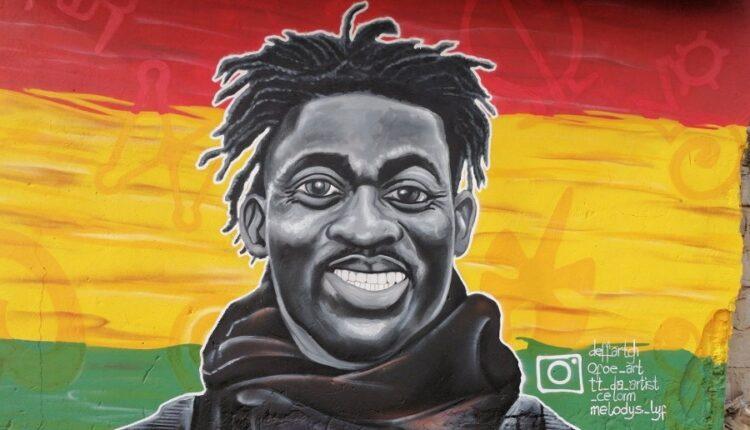 Ανατριχίλα: Το συγκλονιστικό γκράφιτι στην Γκάνα με το πρόσωπο του Κριστιάν Ατσού (ΦΩΤΟ)