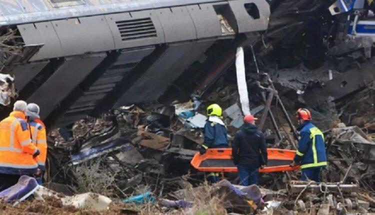 «Στους 40 έφτασαν οι νεκροί της σιδηροδρομικής τραγωδίας στα Τέμπη - Δεκάδες τραυματίες»