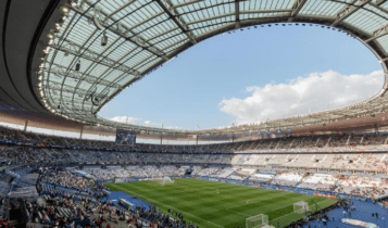 FIFA: Θέλει να αγοράσει το «Stade de France»