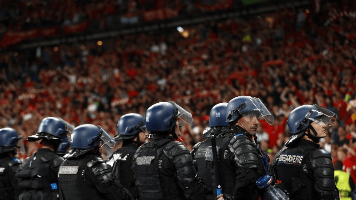 Η UEFA αποζημιώνει τους φιλάθλους της Λίβερπουλ για το «φιάσκο» του τελικού του Champions League