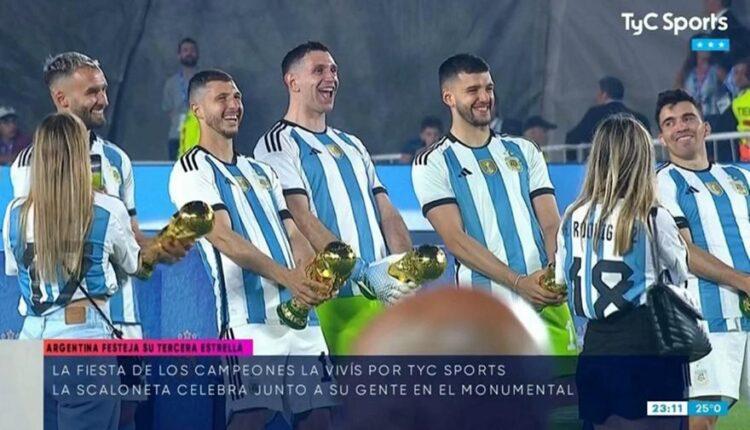 Μαρτίνες και άλλοι παίκτες της Αργεντινής «αναβίωσαν» τον αμφιλεγόμενο πανηγυρισμό του Μουντιάλ