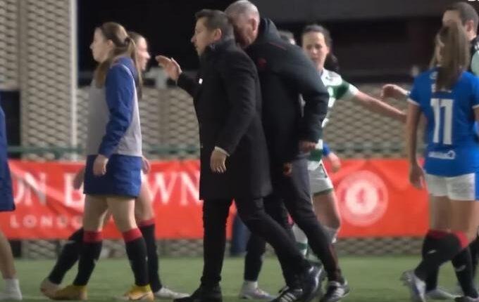 Ο προπονητής της Σέλτικ κουτούλησε τον προπονητή της Ρέιντζερς στο «Old Firm» γυναικών (VIDEO)
