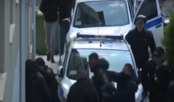 Οπαδική συμπλοκή στα Ιωάννινα: «Ήταν ενέδρα, στόχευαν στη θανάτωση τους» λέει ο συνήγορος των θυμάτων (VIDEO)