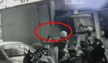 VIDEO ντοκουμέντο από τον 62χρονο που πάτησε με το όχημά του αστυνομικό επειδή του έκοψε κλήση