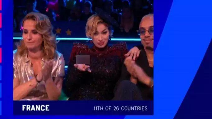 Σοκ: Η αδιανόητη χειρονομία της Γαλλίδας στην Eurovision! (VIDEO)