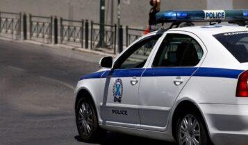 Αστυνομικοί «τσάκωσαν» 29χρονο που έκλεβε πολυτελή οχήματα στην Αττική – Ανάμεσα στα θύματα του ο σύζυγος της Καλομοίρας και πασίγνωστος ποδοσφαιριστής (ΦΩΤΟ)