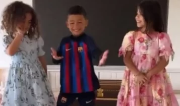 Κριστιάνο Ρονάλντο: O γιος του χορεύει με φανέλα της Μπαρτσελόνα (VIDEO)