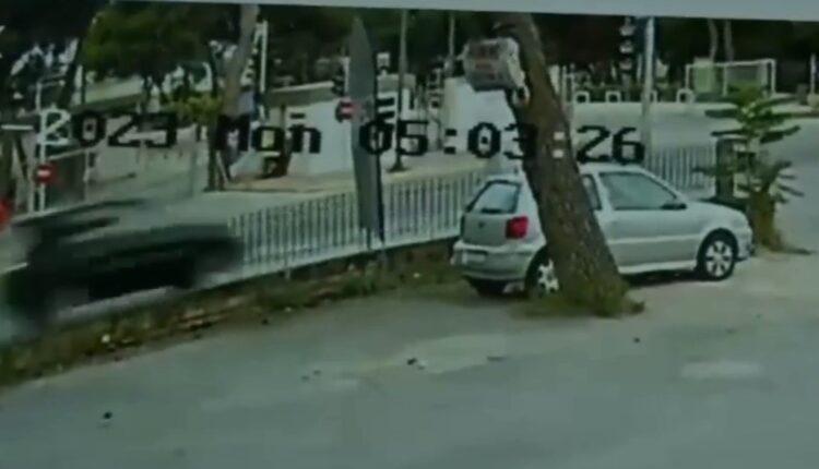 VIDEO-ντοκουμέντο από το σοκαριστικό τροχαίο στη Λεωφόρο Μαραθώνος – Αναποδογύρισε αυτοκίνητο, τραυματίστηκε ο οδηγός