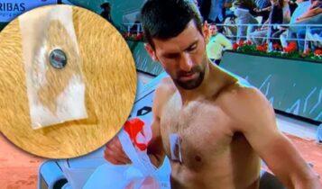 Νόβακ Τζόκοβιτς: Εμφανίστηκε στο Roland Garros με έναν μαγνήτη στο στήθος – Τι είναι αυτή η συσκευή (ΦΩΤΟ - VIDEO)