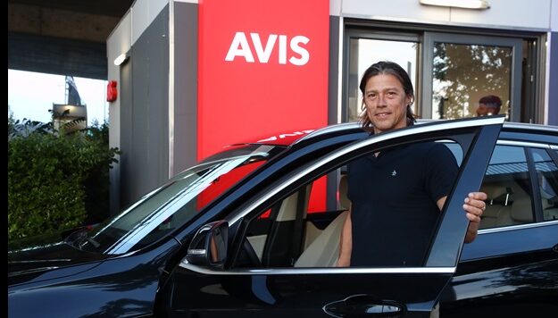 ΑΕΚ: Νέα χορηγική συνεργασία με την Avis - Πήραν αυτοκίνητα Αλμέιδα, Αθανασιάδης, Γαλανόπουλος (ΦΩΤΟ)