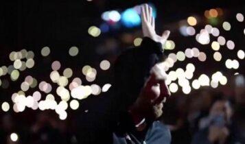 Απίθανη ατμόσφαιρα στο Ροσάριο: Όλοι στο γήπεδο της Νιούελς τραγούδησαν στον Μέσι για τα γενέθλιά του! (VIDEO)