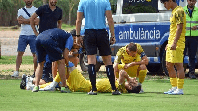 Τραυματίστηκε σοβαρά ο Αλμπάνης στο φιλικό της Ανδόρρα FC με τη Χιρόνα - Φόβοι για πρόβλημα στους συνδέσμους