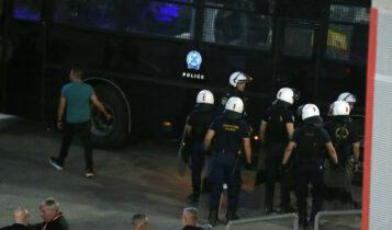 Επεισόδια στο «Καραϊσκάκη» μεταξύ οπαδών του Ολυμπιακού και της Αστυνομίας!