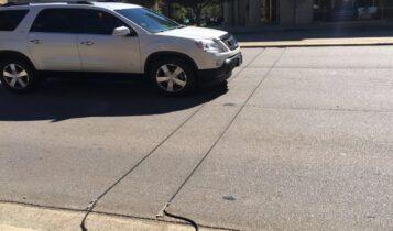 Τι είναι επιτέλους αυτά τα μαύρα καλώδια στους δρόμους που πατάμε με το αυτοκίνητό μας; (VIDEO)