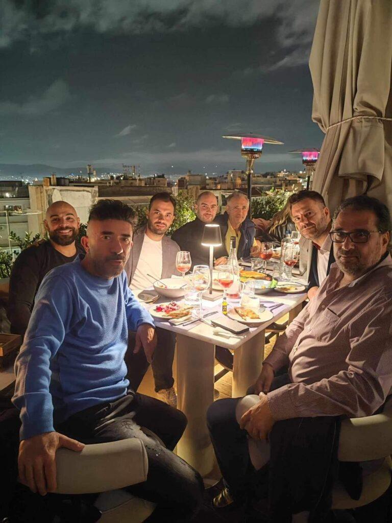 ΑΕΚ: Δείπνο του Αλέξη Αλεξίου στην γυναικεία ομάδα βόλεϊ! (ΦΩΤΟ)