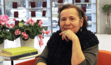 Δύσκολες ώρες για τη συγγραφέα Αλκυόνη Παπαδάκη: «Έχασα γιο και σύζυγο μέσα σε 6 μήνες – Ζω με 250 ευρώ!» (VIDEO)