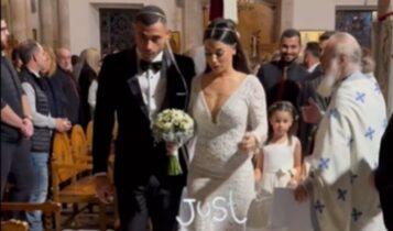 Γιώργος Γιακουμάκης: Ντύθηκε γαμπρός και παντρεύτηκε την αγαπημένη του στην Κρήτη (VIDEO)