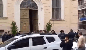 Πυροβολισμοί σε καθολική εκκλησία στην Κωνσταντινούπολη με έναν νεκρό! (VIDEO)