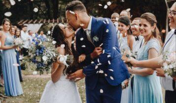 ΗΠΑ: Τον εκδικήθηκε την ημέρα του γάμου – Αντί για τους όρκους διάβασε τα μηνύματα με τις ερωμένες του
