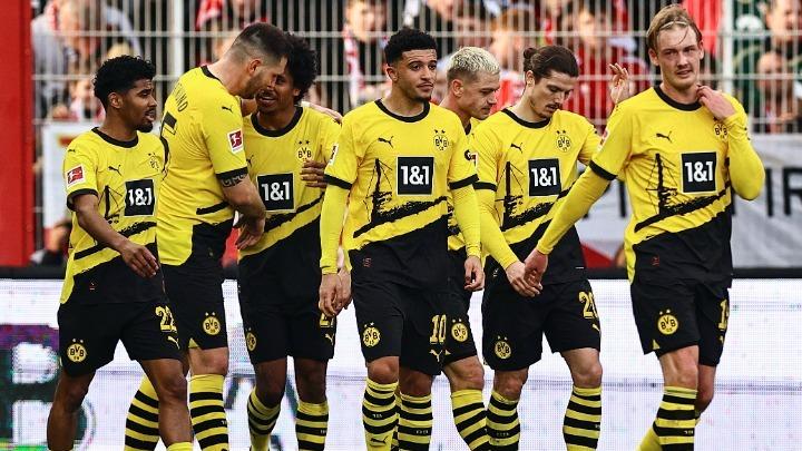 Bundesliga: «Αφεντικό» για την 4η θέση η Ντόρτμουντ